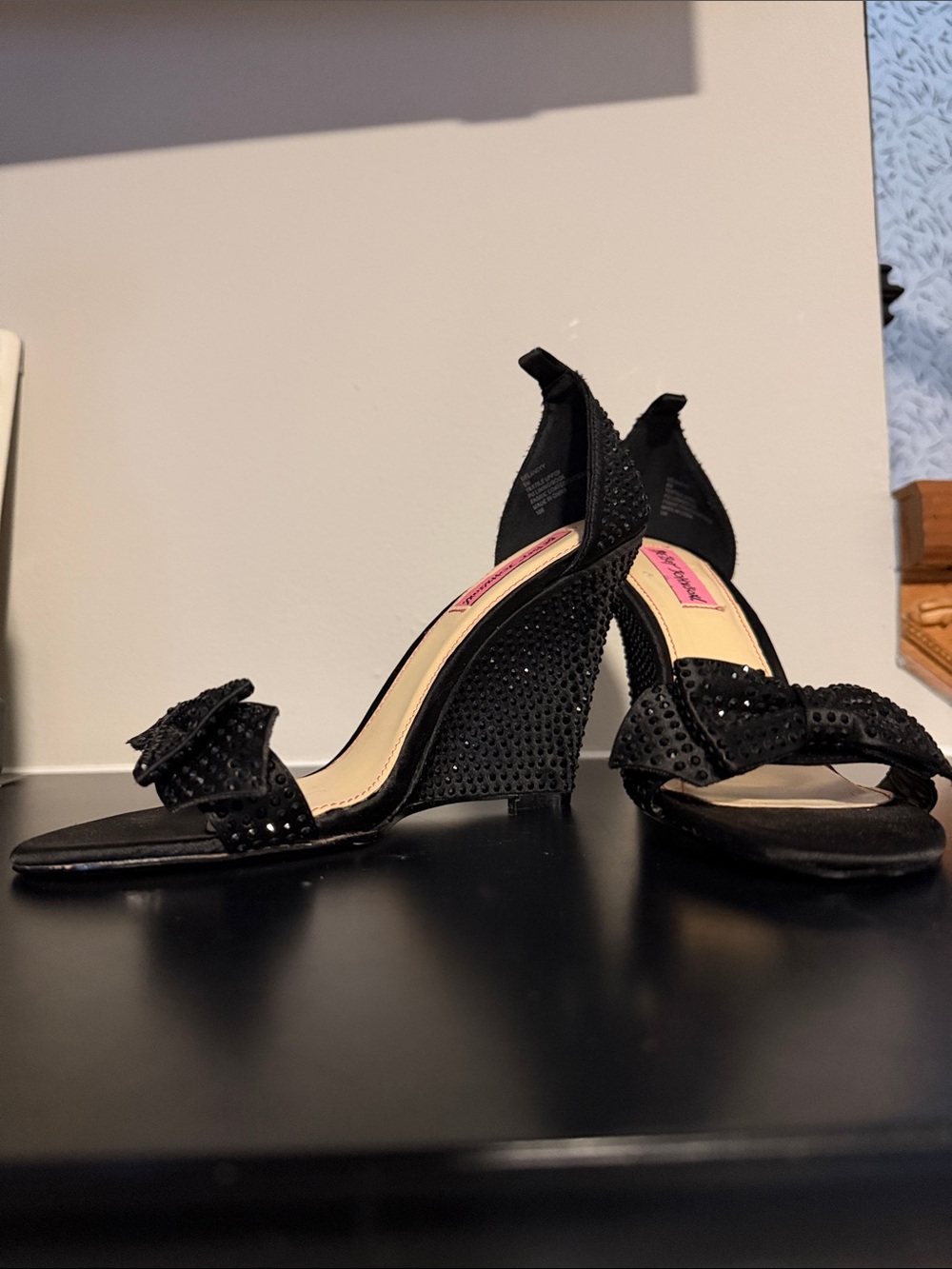 ❌SOLD❌Betsey Johnson Black Crystal Bow Wedge Sandals